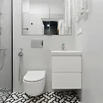 Апартаменты Warsaw Old Town Metro Ratusz Trendy Getaway By Polandbnb