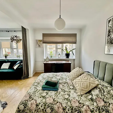Apartamento Trendy Getaway Old Town Metro By Polandbnb *