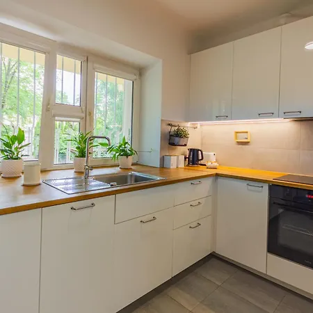 Old Town Metro Ratusz Trendy Getaway By Polandbnb *