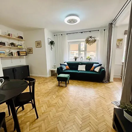 Trendy Getaway Old Town Metro By Polandbnb *