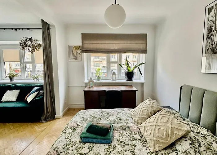 شقة Trendy Getaway Old Town Metro By Polandbnb *